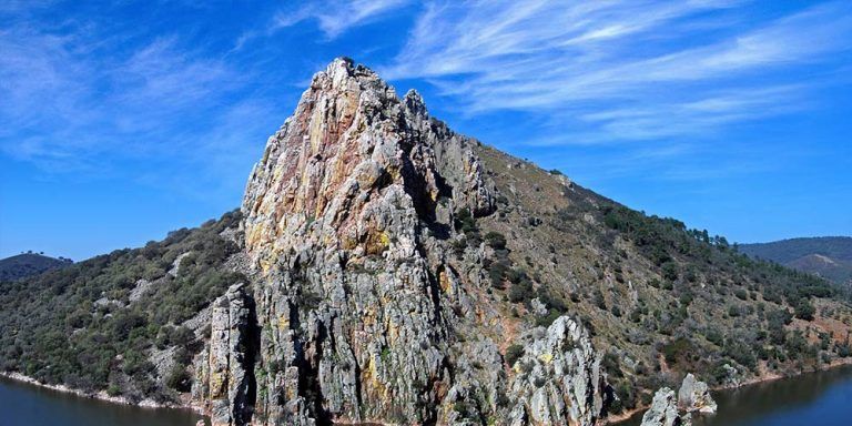 Salto-Gitano-Monfrague-1-768x384